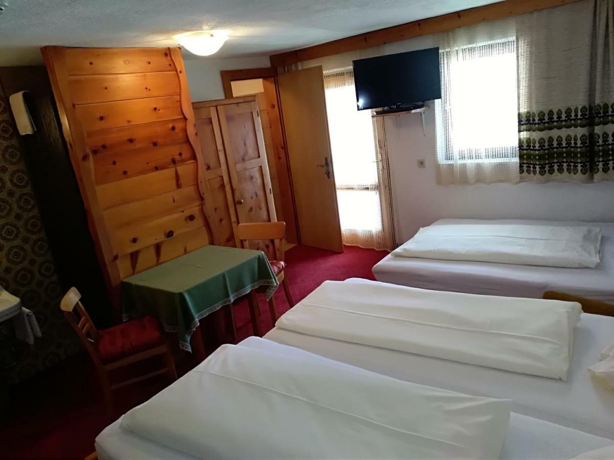 Hotel Garni Alpenrose Ишгъл Екстериор снимка